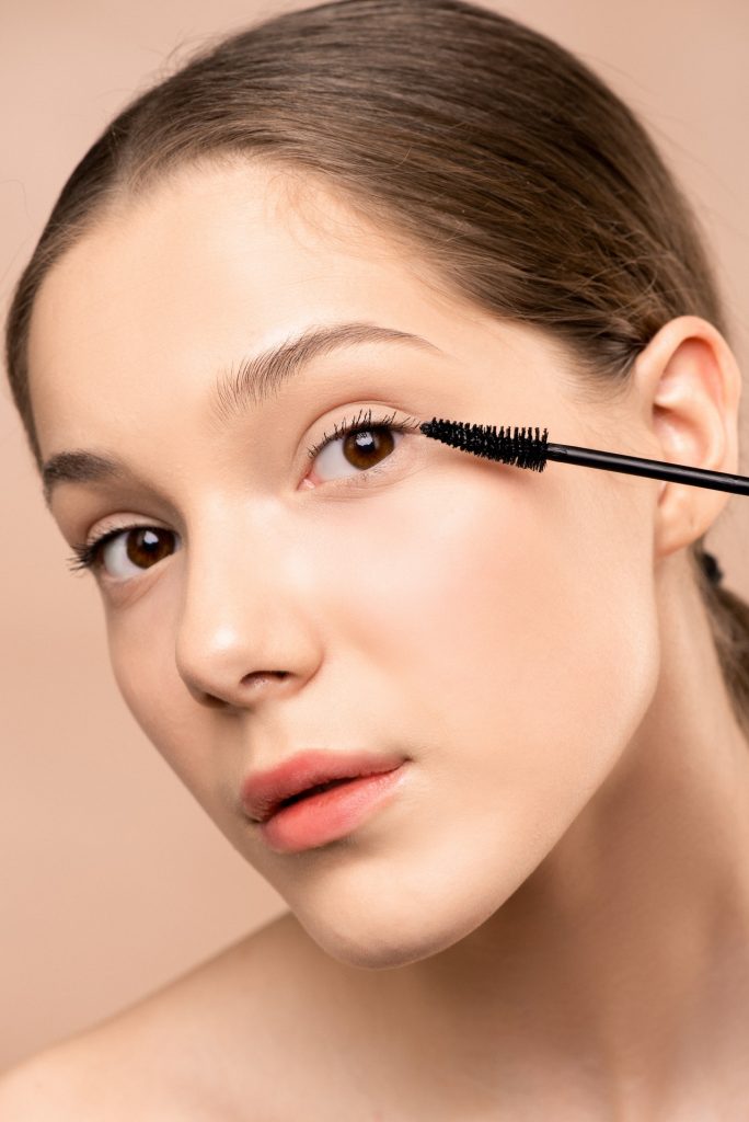 Eyelash cleaning don'ts